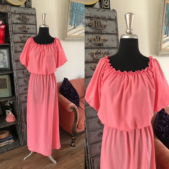 Vintage 1970's Bubble Gum Pink Dress with Flutter… - image 1