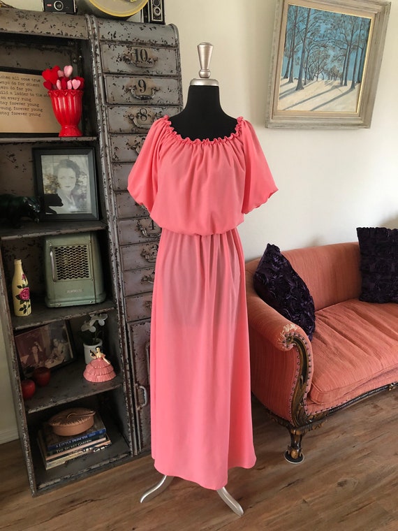 Vintage 1970's Bubble Gum Pink Dress with Flutter… - image 6