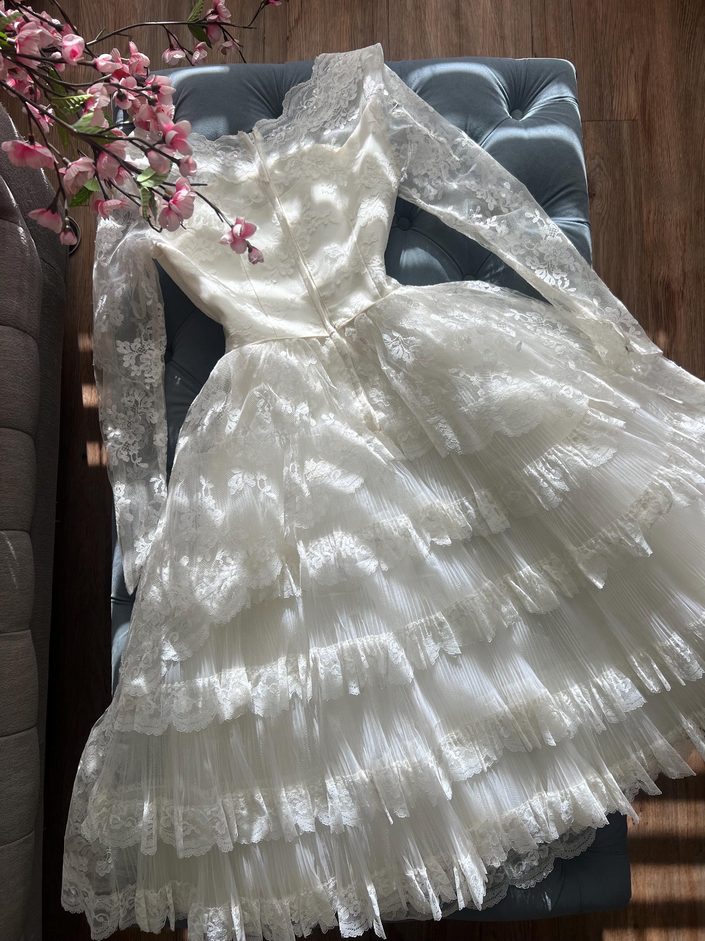 Vintage 1960's Tea Length Tulle and White Lace Wedding Dress S/XS