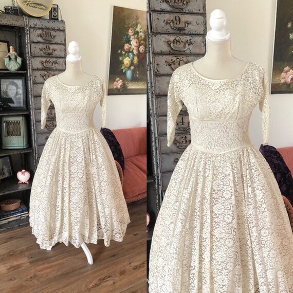Vintage 1950's Lorrie Deb Lace Wedding Dress XXS