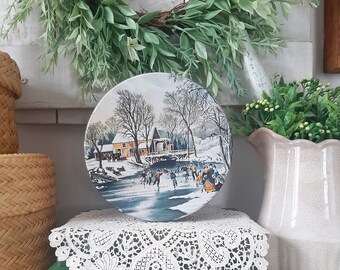 Vintage Small Currier & Ives Winter Pastime Round Metal Cookie Candy Tin