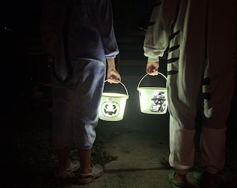 Light-up Halloween Buckets