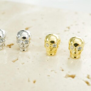 Puces d'oreilles squelette - Puces d'oreilles tête de mort à visser - Boucle d'oreille Tragus petite conque en argent sterling 925