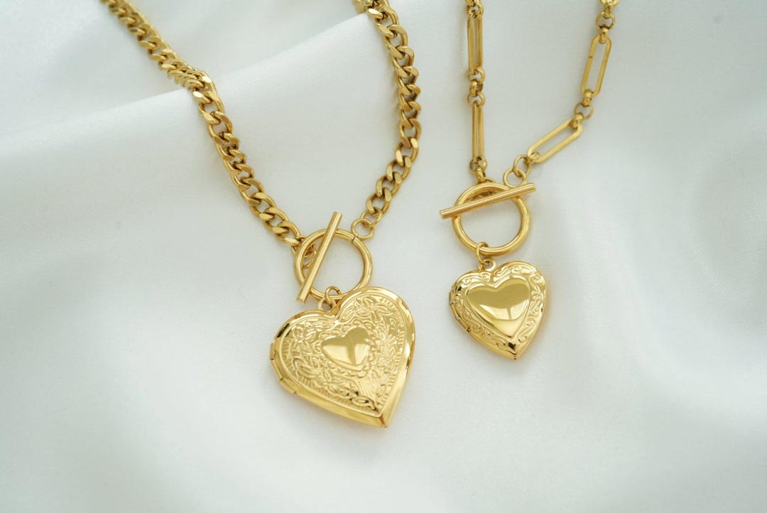 Heart Locket Choker Necklace - Gold Photo Locket Toggle Clasp ...