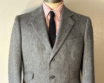 Vintage MENS Henry Poole & Co, Saville Row, London, grey and black wool 3 button tweed blazer, sport coat or jacket, made in England