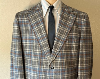 Vintage MENS 60s Readgate for Robinson's California blue, gray, rust and white plaid wool jacket, sport coat or blazer, union made