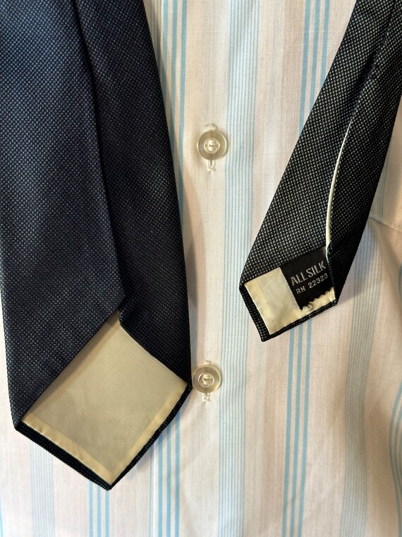 Vintage MENS blue & black skinny tie, circa 50s-6… - image 6