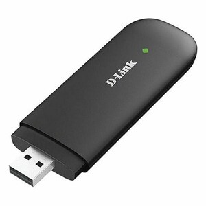 Może przedstawiać: Czarny adapter Wi-Fi USB marki D-Link o gładkim, zaokrąglonym prostokątnym korpusie i srebrnym metalowym złączu USB. Urządzenie posiada białe logo D-Link nadrukowane na g&oacute;rnej powierzchni oraz małą zieloną diodę LED w pobliżu zaokrąglonego końca.