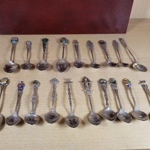 STERLING SPOONS-CANADA-Vintage Silver