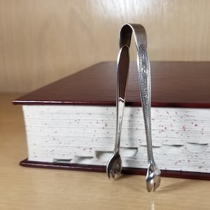 INTERNATIONAL SUGAR TONGS-Vintage Sterling-Coffee-Tea-Antique Flatware