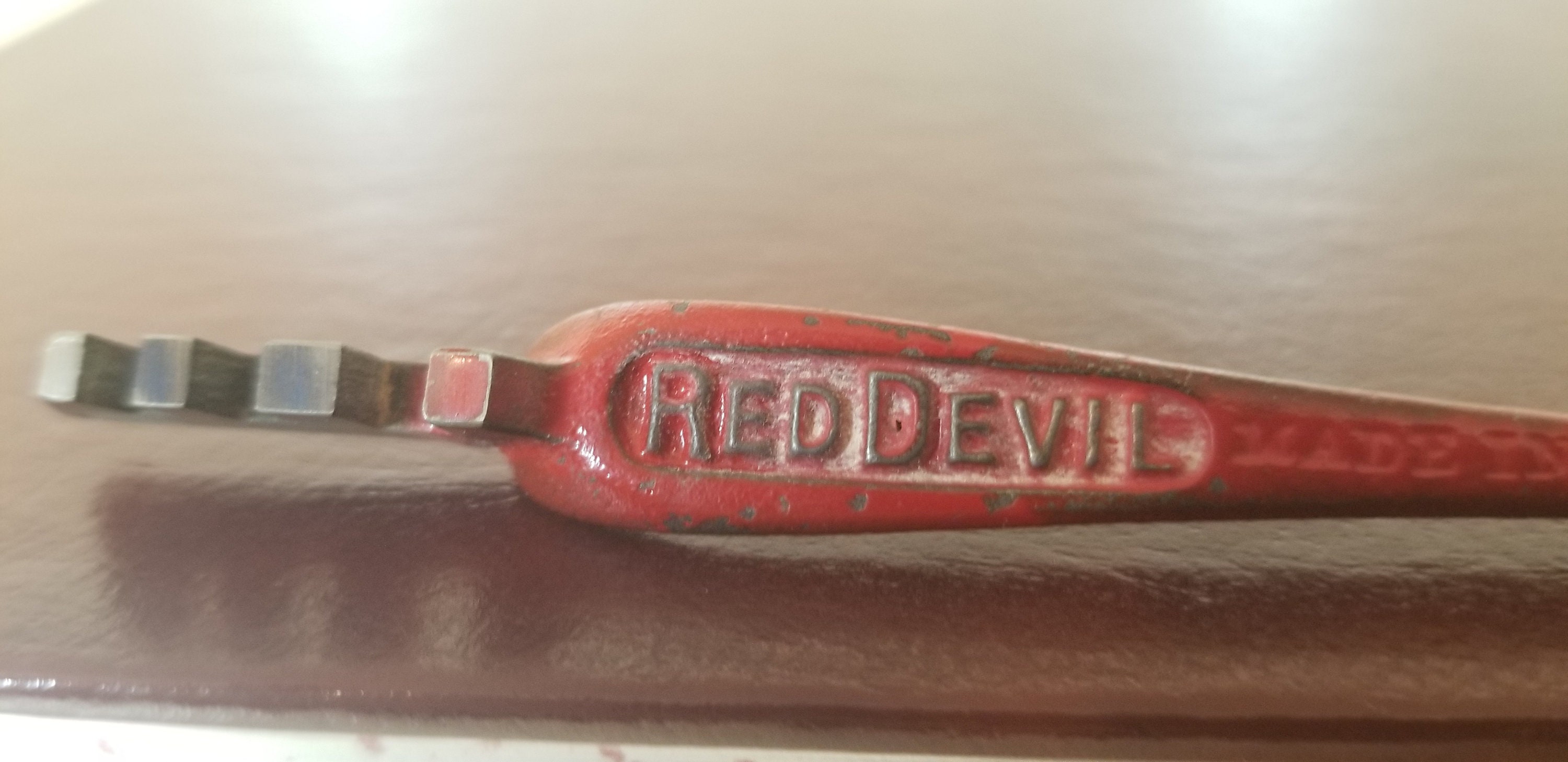 Vintage red devil glass cutter deals