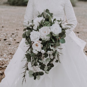 Cascade bridal bouquet, Wedding Flower Bouquet, Wedding Flowers, Bridal Bouquet, Eucalyptus, White Bouquet, Bridesmaid Bouquet,White Flowers