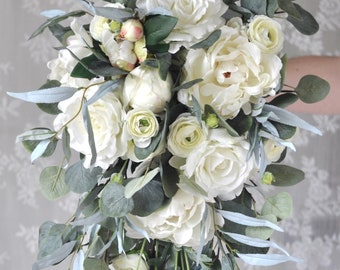 Bouquet da sposa, con perle, cristalli e fiori di seta, fatto a