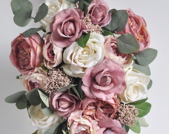 Mauve wedding bouquet, wedding flowers, bridal bouquet, cascade bouquet, eucalyptus, dusty rose, silk flowers, Bride wedding, rose Quartz