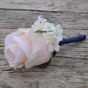 Boutonniere, buttonhole, wedding boutonniere, groomsmen buttonhole, prom boutonniere, wedding flowers, groomsmen, groom, wedding party