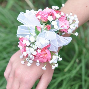 rose corsage, wedding flowers, wedding corsage, prom corsage, wrist corsage, rose corsage, silk wedding flowers, rhinestone bracelet.