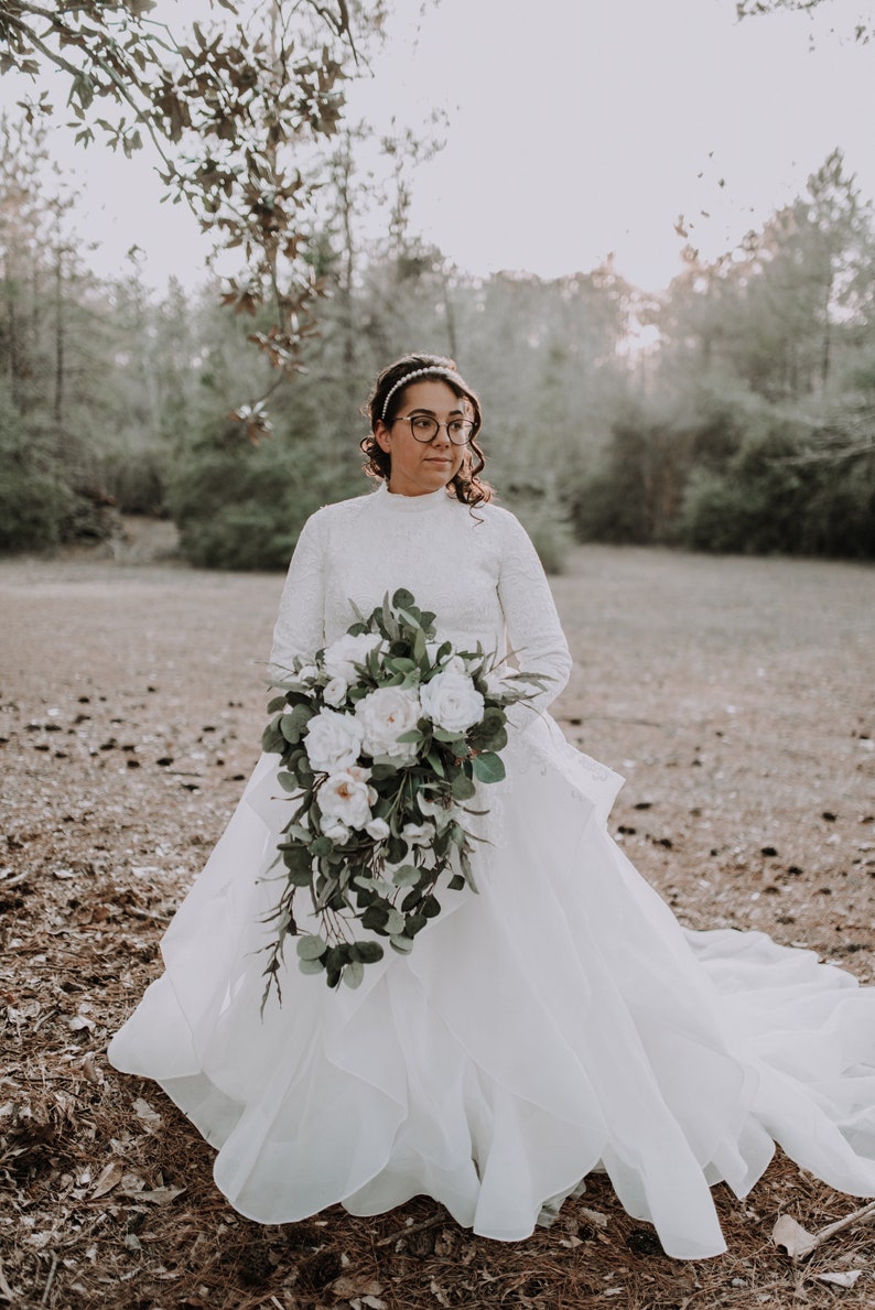 Bridal Bouquet White Bouquet Eucalyptus Wedding Flowers Cascade bridal bouquet Bridesmaid Bouquet,White Flowers Wedding Flower Bouquet