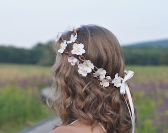 Wedding headpiece, bridal headpiece, wedding hairpiece, first communion, wedding flowers, wreath, headband, boho, hair accessories, wedding