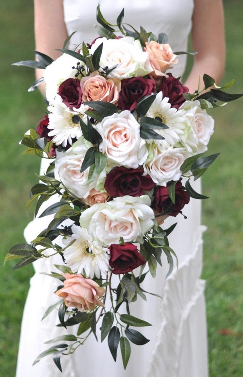 カスケードブーケ、ウェディングブーケ、シルクウェディングフラワー