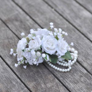 rose corsage, wedding flowers, wedding corsage, prom corsage, wrist corsage, rose corsage, silk wedding flowers, rhinestone bracelet.