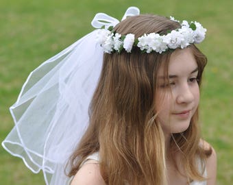 First communion headpiece, first communion flower crown, white flower crown for girls, flower girl crown, holy communion headband, veil
