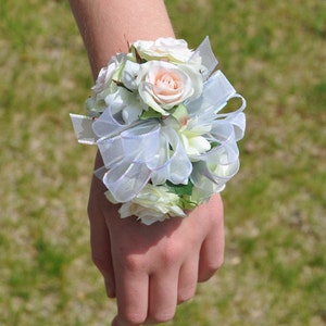 rose corsage, wedding flowers, wedding corsage, prom corsage, wrist corsage, rose corsage, silk wedding flowers, rhinestone bracelet.