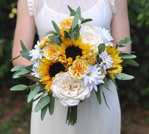 Boho sunflower clearance wedding