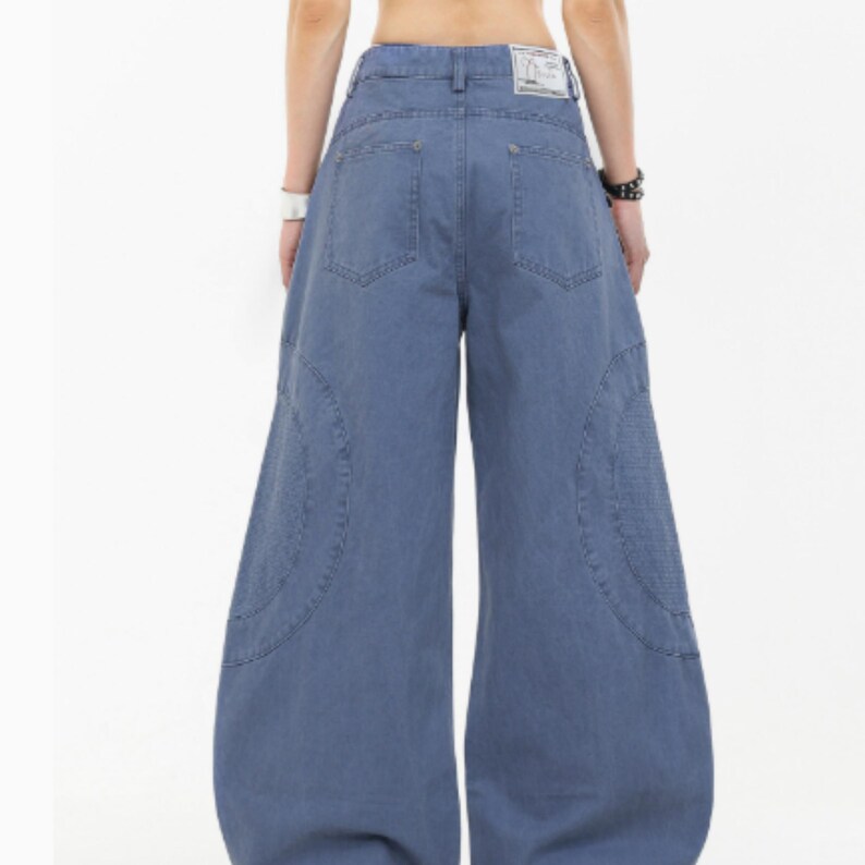 Wide Leg Pants | Curved Baggy Utility Jeanns | Daily Wear | Y2K Streetwear Style

Wide leg pants with curved utility streetwear style