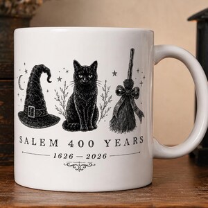 Salem 400 år mugg | Häxhatt, svart katt, kvast (keramik)