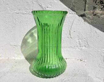 Vintage green glass vase / small green vase / wide mouth vase / small vase / petite / green glass / vintage vase / vintage green glass