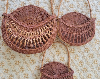 Vintage set of wicker hanging baskets / wall baskets / wicker wall hangs / wicker rattan slim baskets for wall / hanging baskets / small