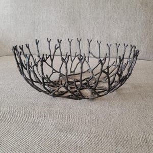 Brutalist metal work twig bowl / Welded metal work / MCM style of Michael Aram / welded bowl / metal twig bowl / vintage metal fruit bowl