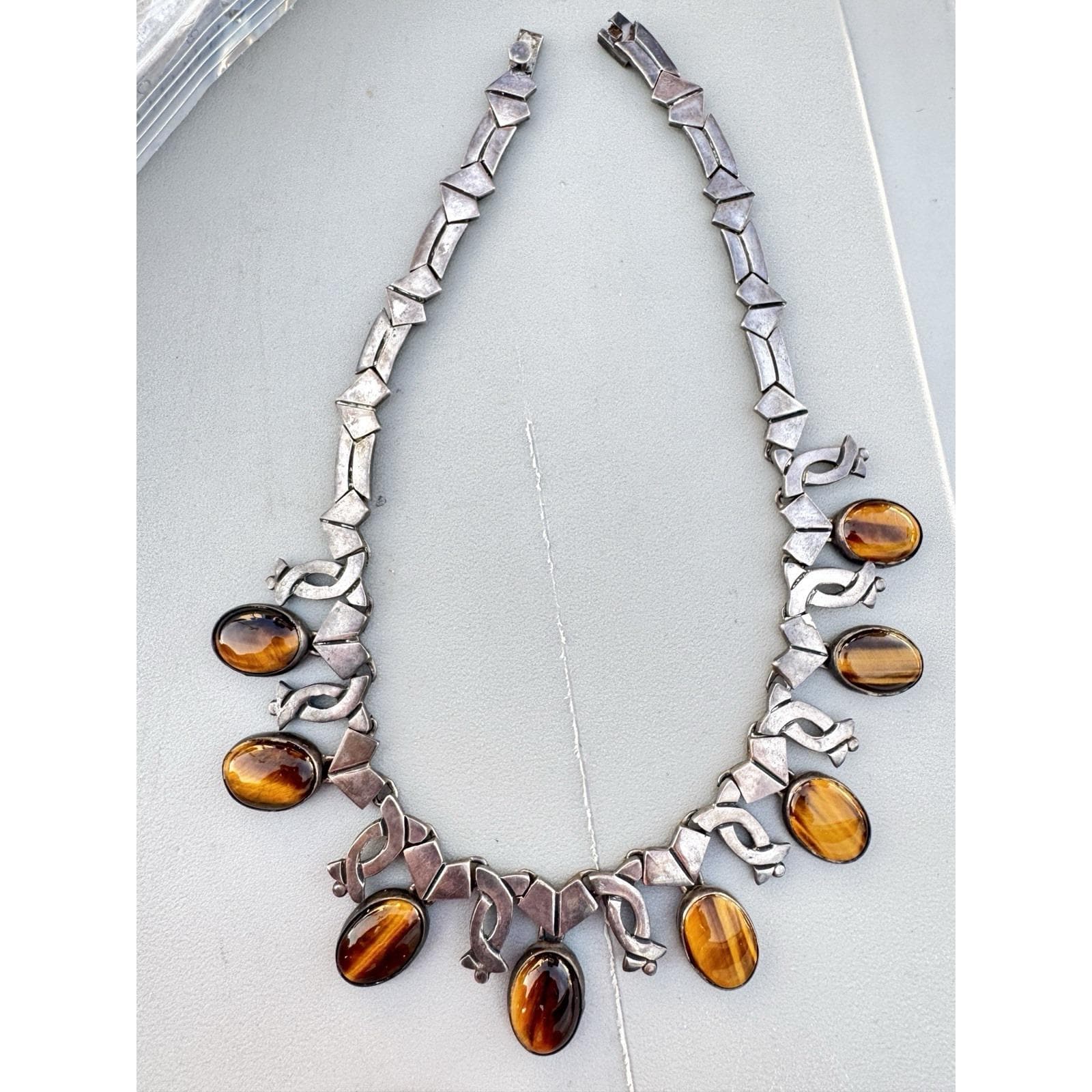 Los Ballesteros Necklace - Etsy
