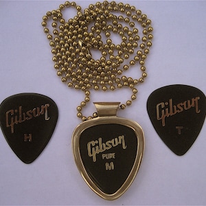 Guitar Pick Holder Pendant Art Cast Eco-BRASS Gift Set By PICKBAY + Gibson Picks set