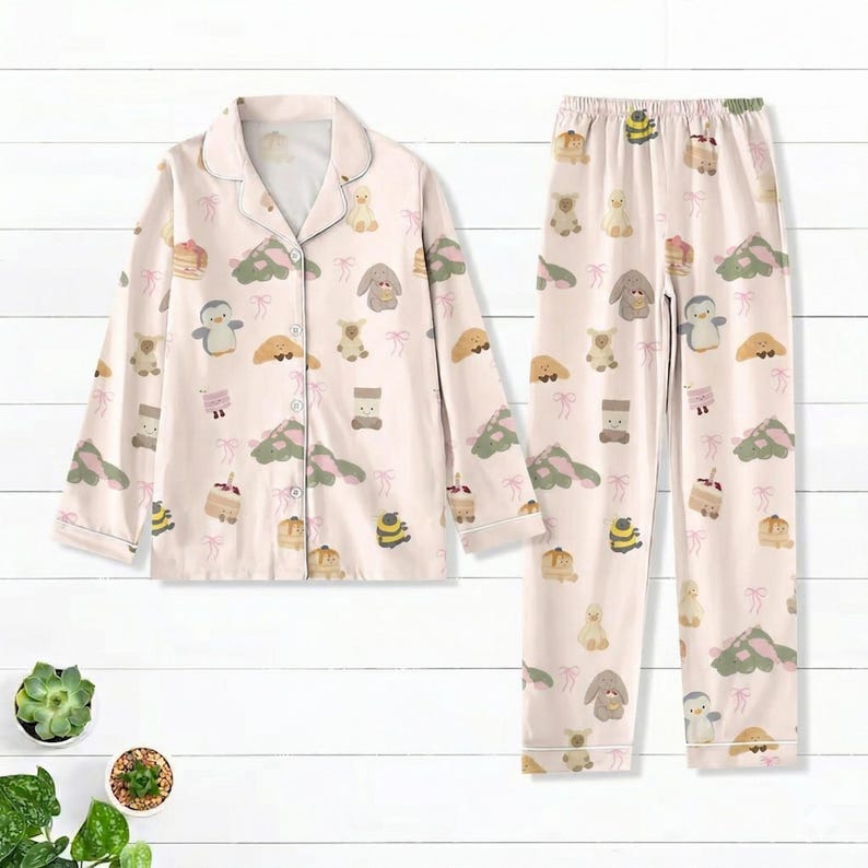 satin sleepwear, jellycat, bartholomew, womens satin pajamas, kids pajama set, aesthetic sleepwear, jellycat inspired, mommy and me pjs, matching family pjs, cute pajama set, kawaii pajamas, mom daughter set, bed time