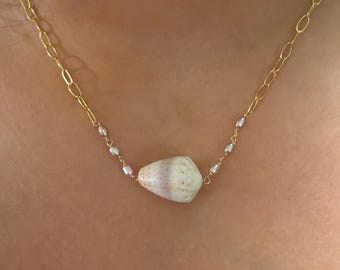 18k Gold Plated Abbreviated Cone with Pink Pearls