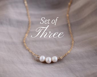 thumbnail image 2 of Buy White Pearl Pendant Necklace And Earring Set In 18 Carat Gold... 2 of 13