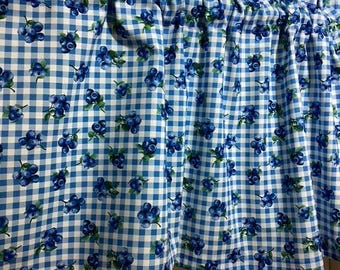 Handmade Blueberries on Gingham Cotton Valance, 42 x 15 inche