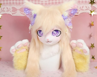 Cabeza de disfraz de gato Kigurumi esponjosa de té con leche, piel sintética color crema, orejas blancas, ojos morados en forma de corazón, flequillo y pinzas para el pelo de mariposa color lavanda, regalo de cosplay