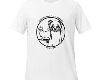 フェレットのフォトボムTシャツ | 遊び心のあるフェレットのイラスト | おもしろい小動物アート
