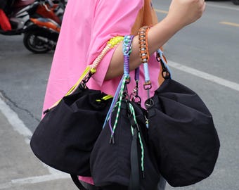 Borsa a secchiello bidirezionale in nylon Paracord, tracolla lavorata a mano, colore personalizzato, resistente lavorazione a corda, Ropuropu