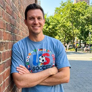 US Soccer T-shirt USA Football Flag Design Soccer Team Shirt World Soccer Fan Clothing Comfort Colors Vintage Style Soccer Game Day Tee bild 4