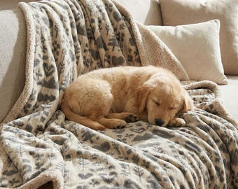 Scandinavian Folk Art Hearts & Trees Sherpa Fleece Blanket | Rustic Hygge Throw