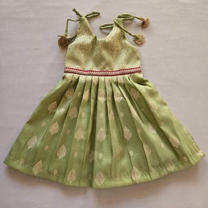 hobbs london green dress Pista green embroidery work blouse – Threadslabel