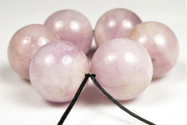 originally 19.48 BARGAIN 6 beads B9546 Charming Violet Beauty ~ Rare Valuable Natural Lilac Kunzite Large Round Bead close to 14mm
