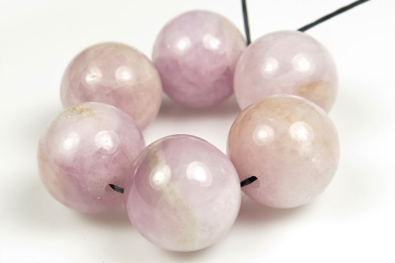 originally 19.48 BARGAIN 6 beads B9546 Charming Violet Beauty ~ Rare Valuable Natural Lilac Kunzite Large Round Bead close to 14mm