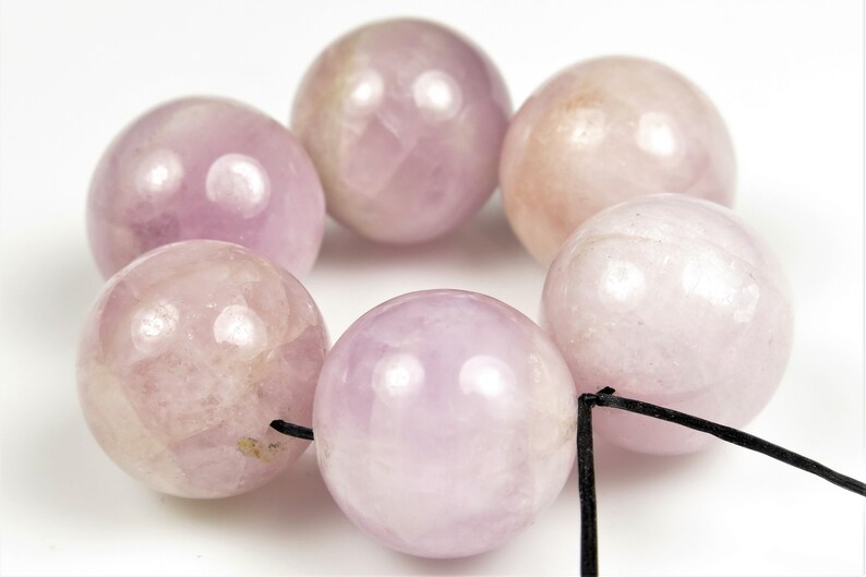 originally 19.48 BARGAIN 6 beads B9546 Charming Violet Beauty ~ Rare Valuable Natural Lilac Kunzite Large Round Bead close to 14mm