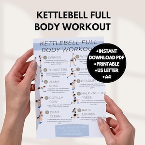 Puede incluir: Una guía de entrenamiento imprimible en blanco titulada "Kettlebell Full Body Workout" con ilustraciones de ejercicios. La guía incluye ejercicios como swings, thrusters y deadlifts. La guía está sostenida por las manos de una persona. La guía también incluye el texto "Instant Download PDF, Printable, US Letter, A4".