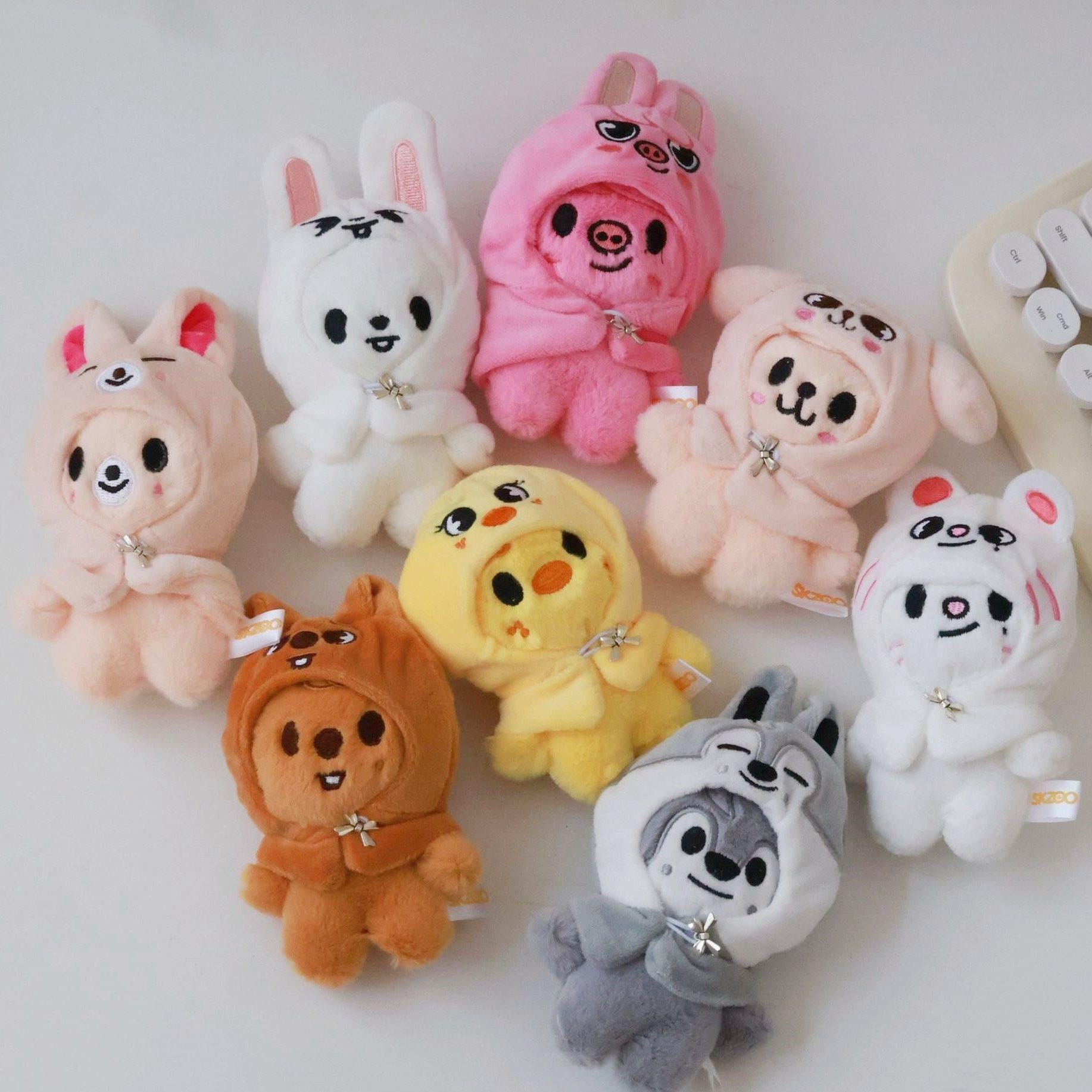 Stray kids skzoo plush keychain - Etsy 日本