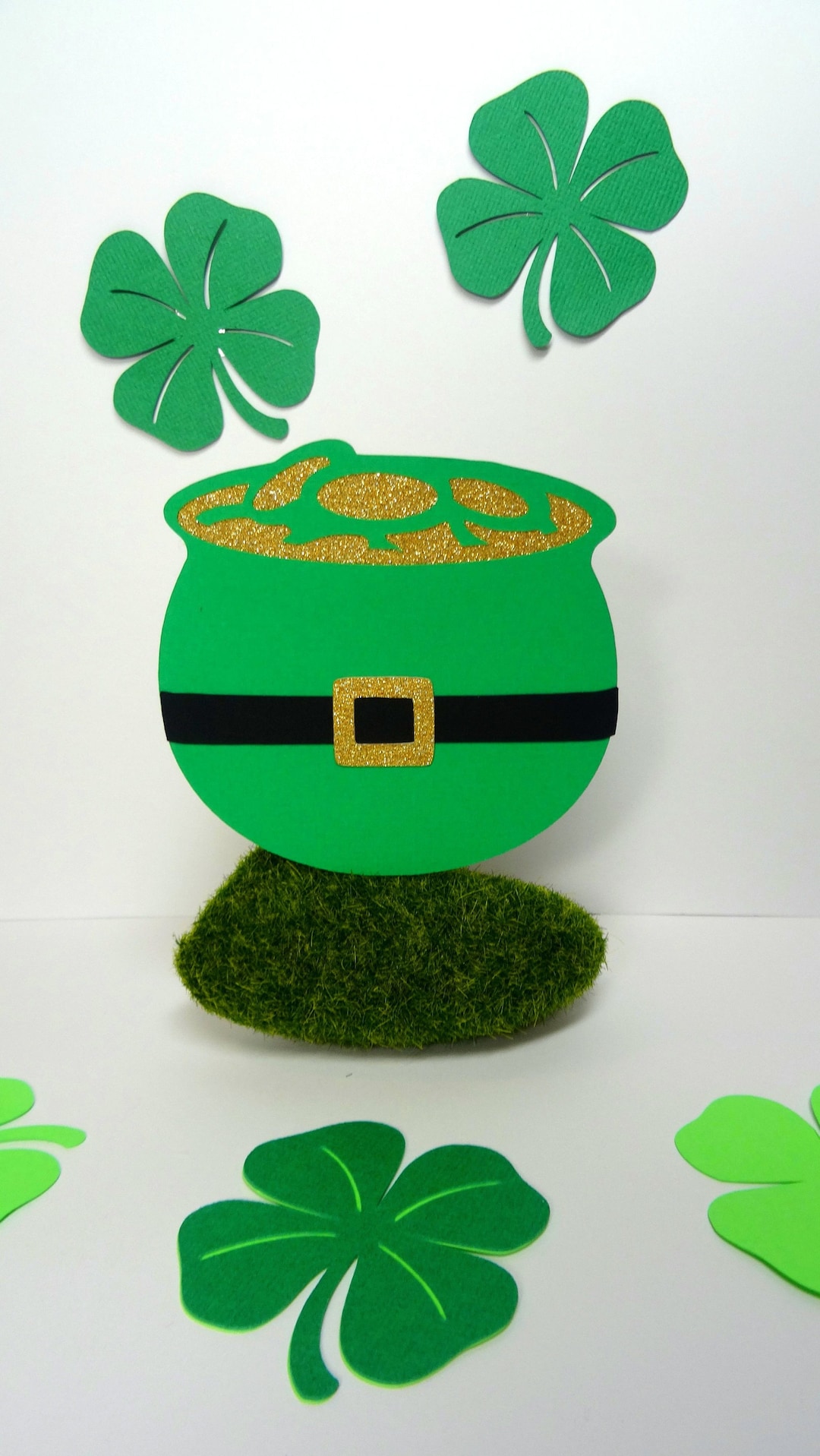 Pot of Gold SVG Cut File, SVG, DXF for Cameo Silhouette, Cricut Design